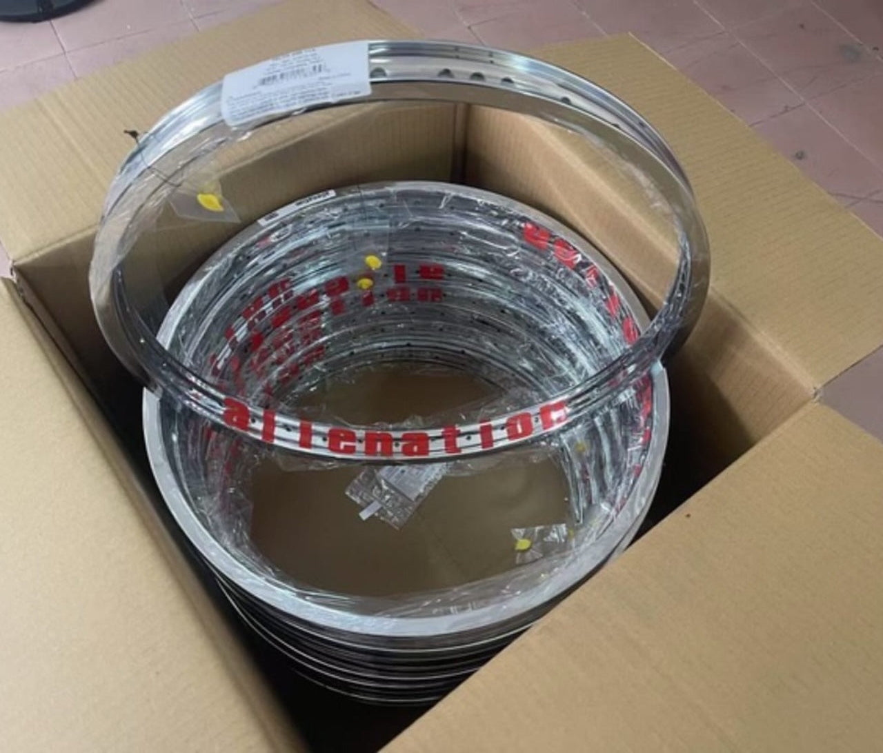 ALIENATION 22" RIM VANDAL CHROME