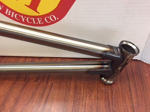 S&M 24 INCH ATF FRAME GLOSS RAW CLEAR COAT CRUISER 24" 21.75