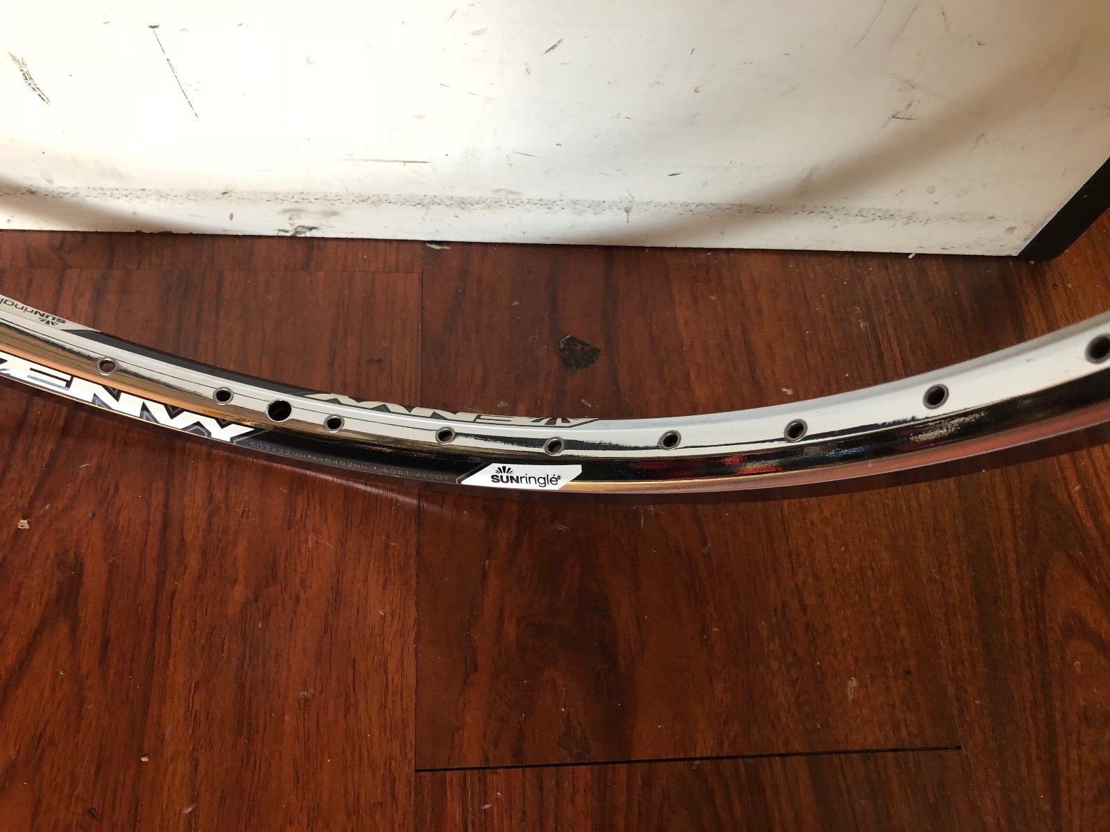 SUN RINGLE ENVY 24 INCH CHROME RIM 24" CRUISER