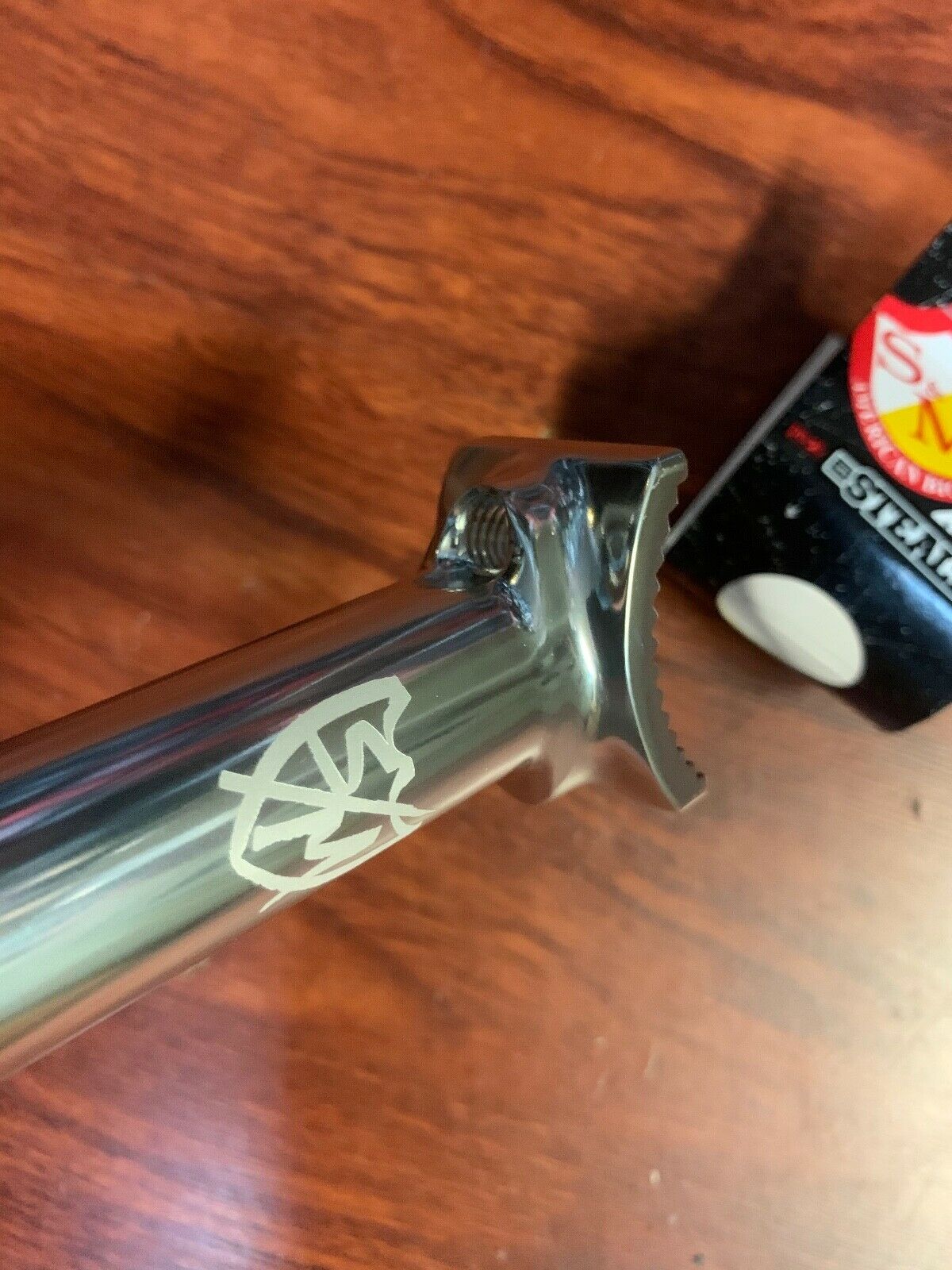 S&M LONG JOHNSON STEALTH SEAT POST POLISHED SILVER 320 MM SEATPOST PIVOTAL TALL