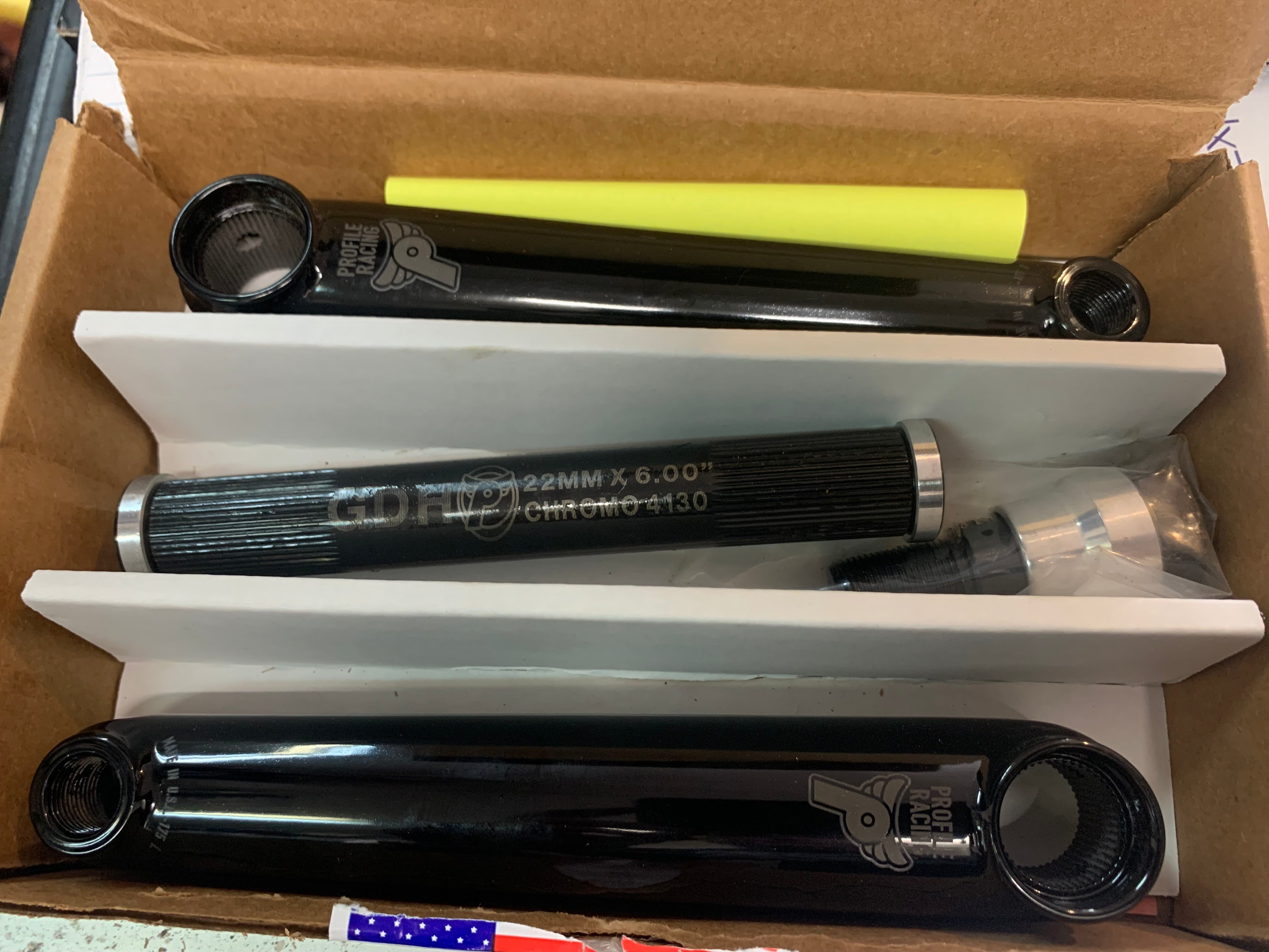 Profile COLUMN CRANK SET BLACK INTEREST CHECK