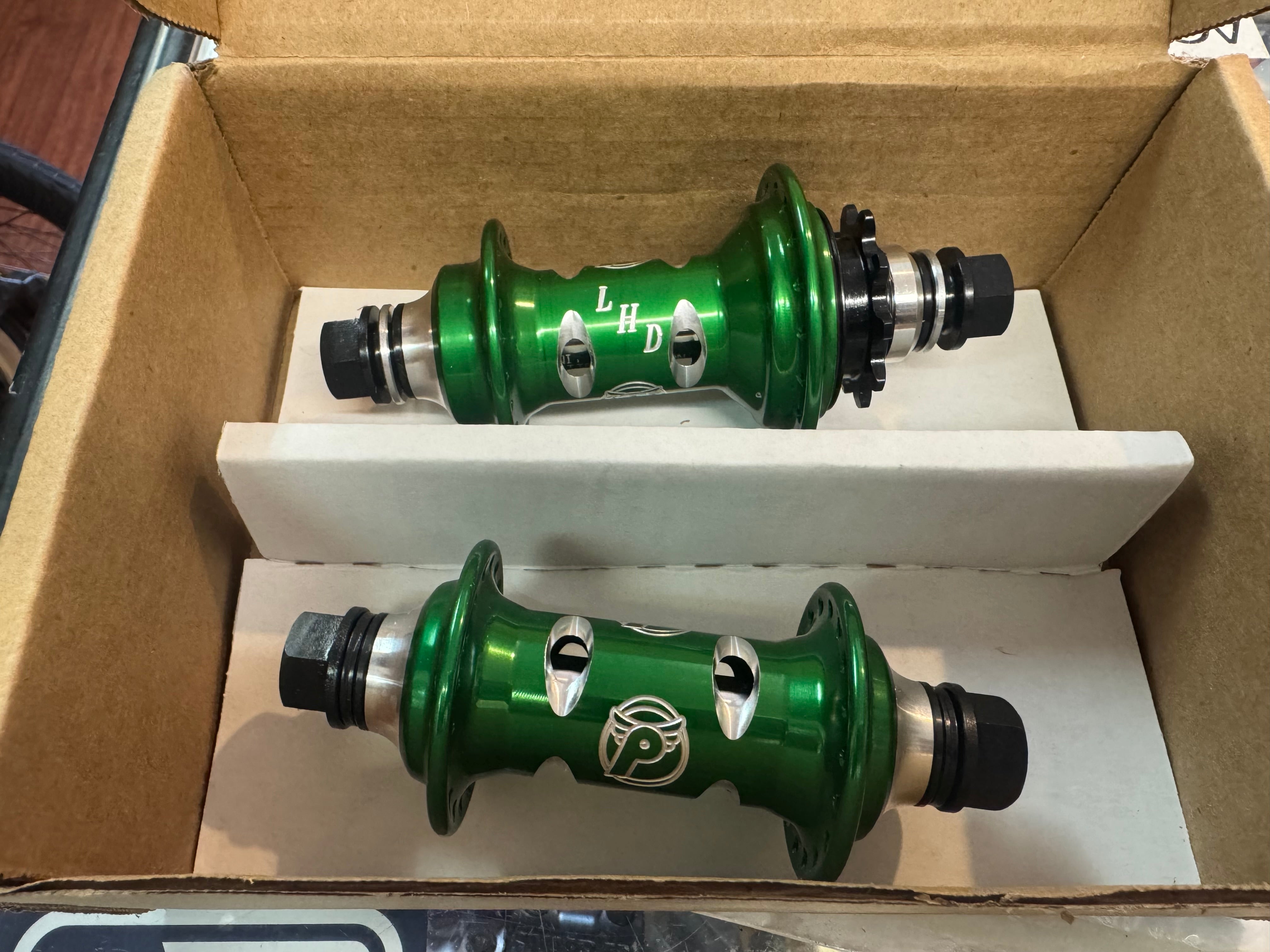 PROFILE RACING CATS EYES GREEN HUBSET  LHD