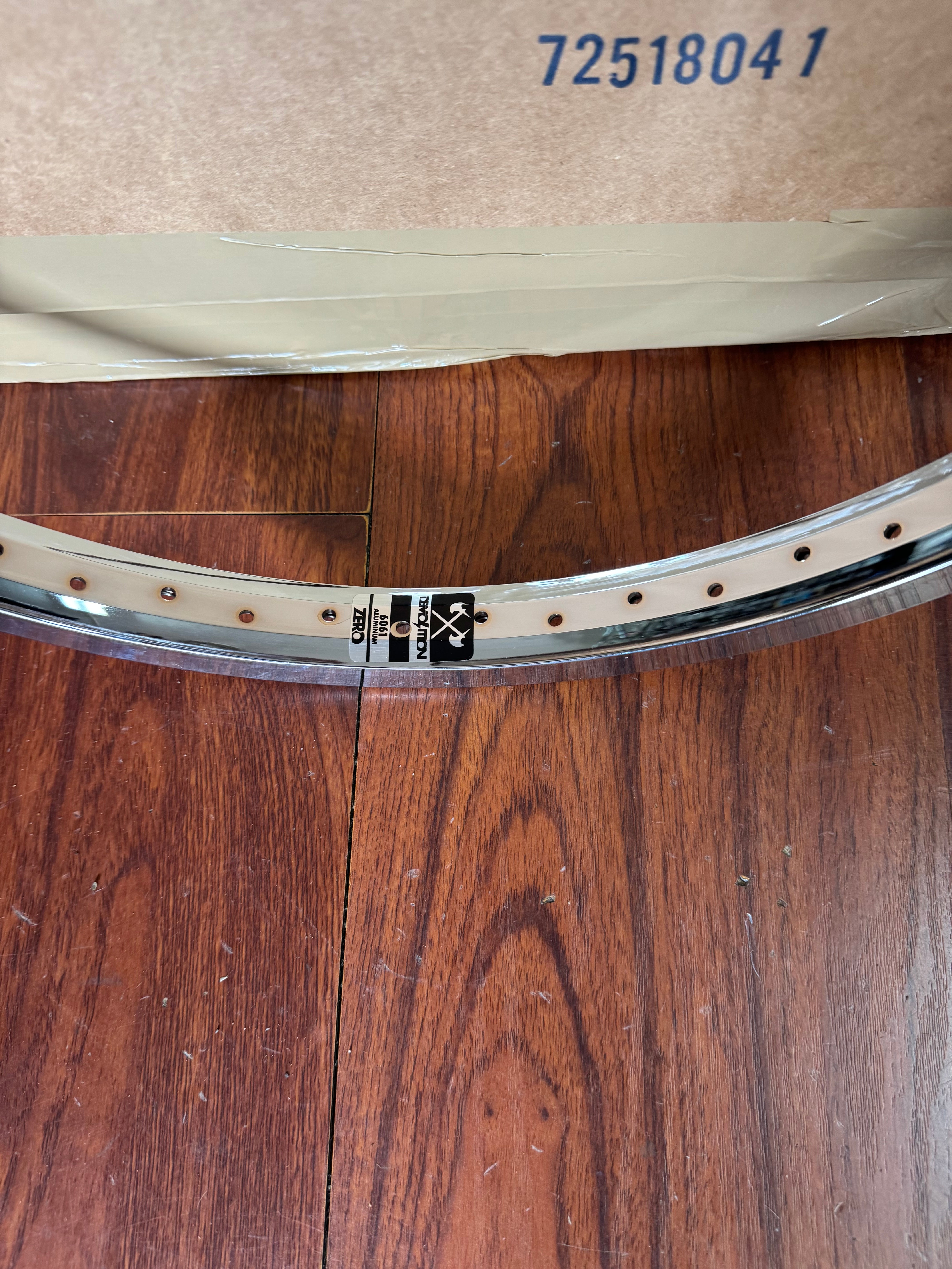 DEMOLITION 48 HOLE CHROME ZERO 20 INCH RIM