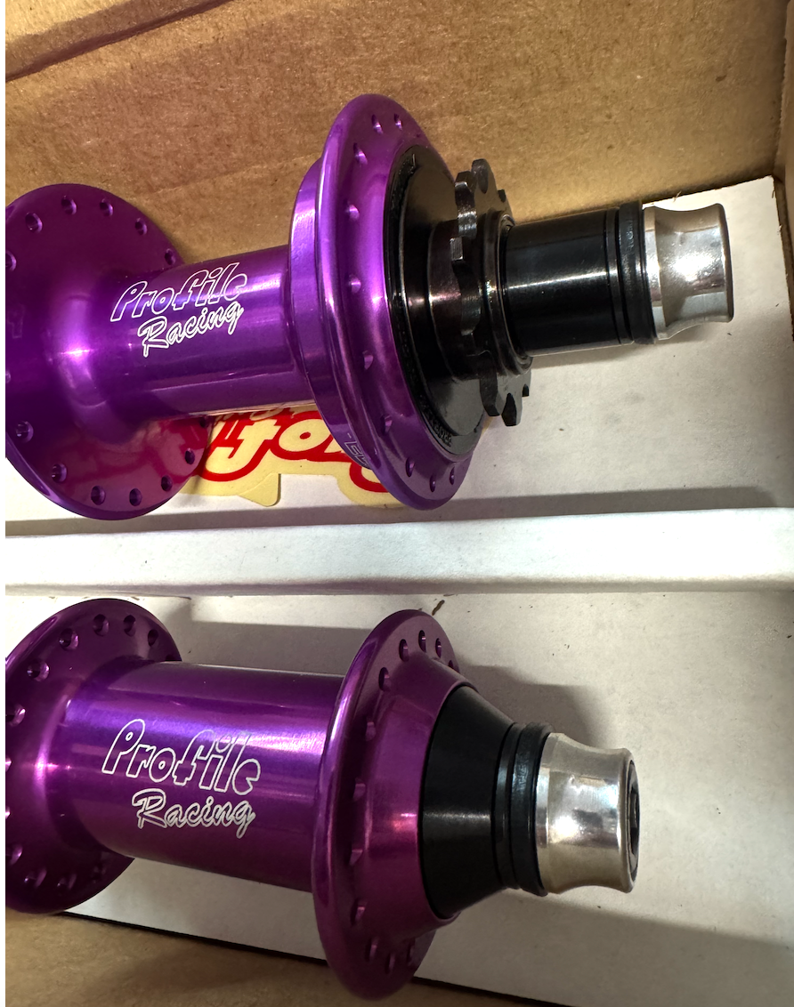 Purple Elite hubset shipped to UK