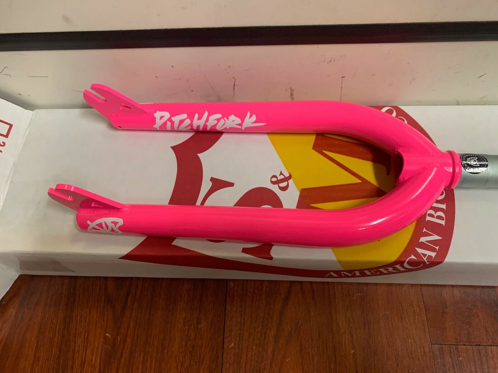 S&M V2 WIDEMOUTH 33 MM FORKS HOT PINK 33 MM BMX BIKE 20" WIDE MOUTH HUCKER NEON