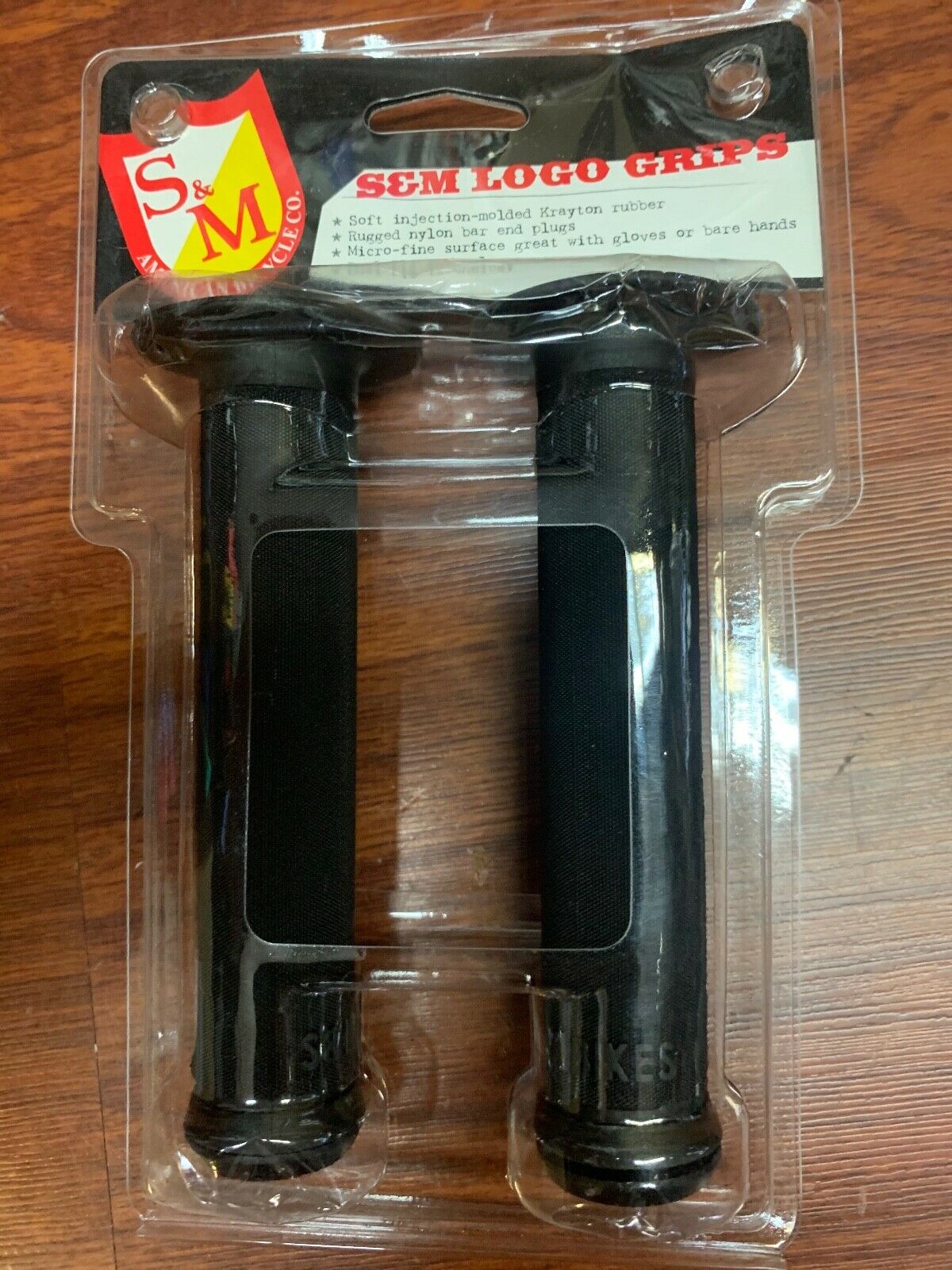 S&M BIKES LOGO GRIPS BLACK SHIELD BMX BIKE RETRO OLD SCHOOL GRIP